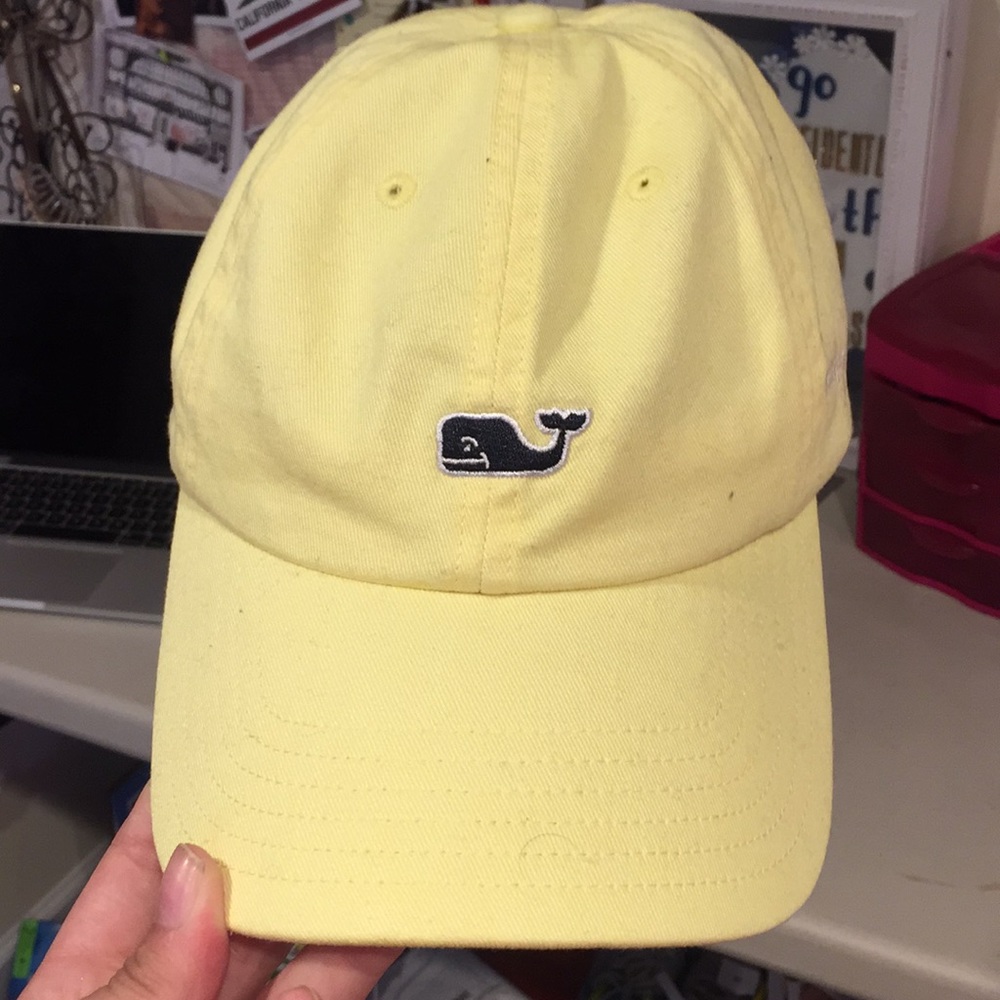Vineyard vines hat